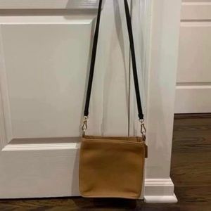 Vintage COACH Camel Leather Crossbody Bag EUC